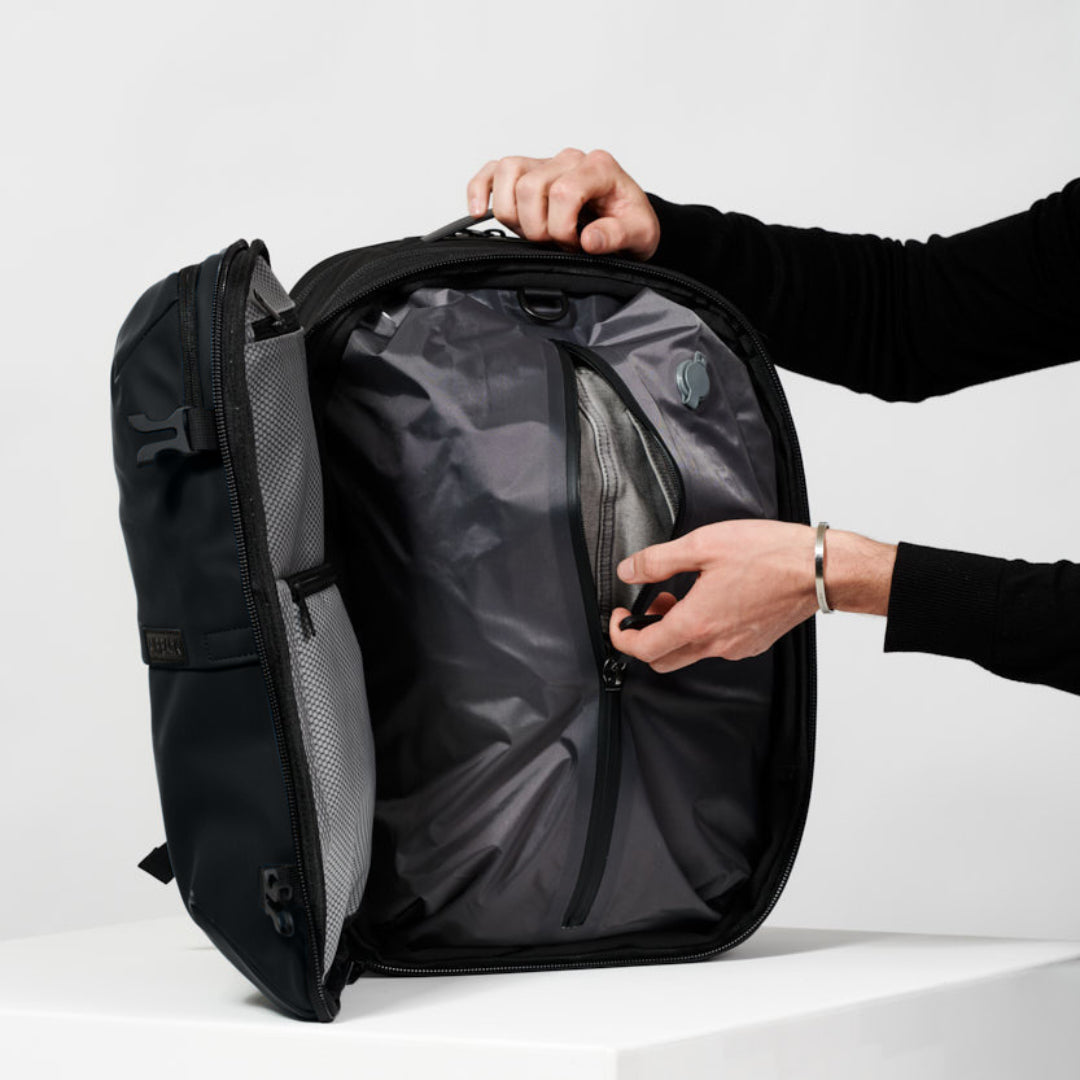 Airback Noir Mat