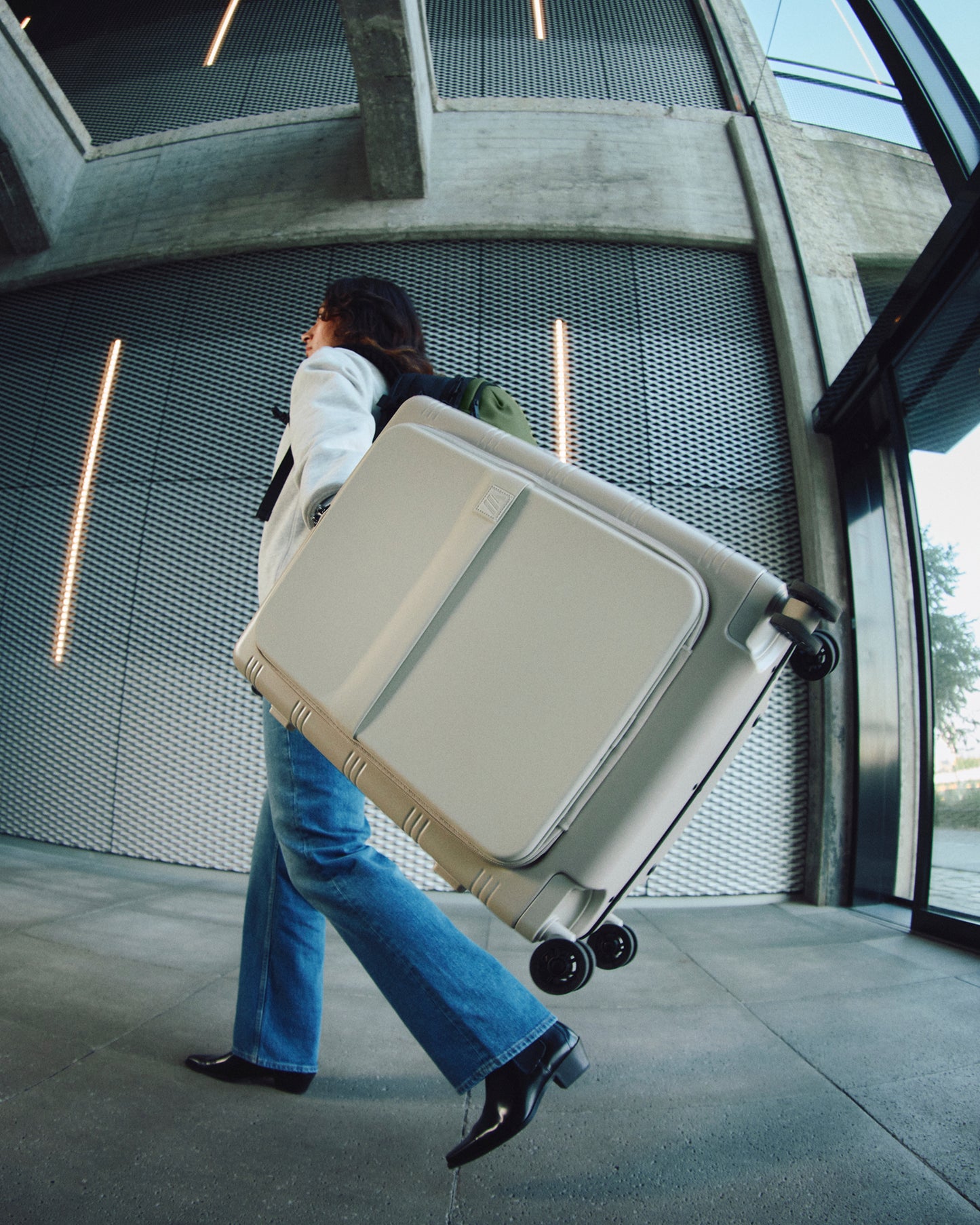 SUIVANT (Bagage à main)