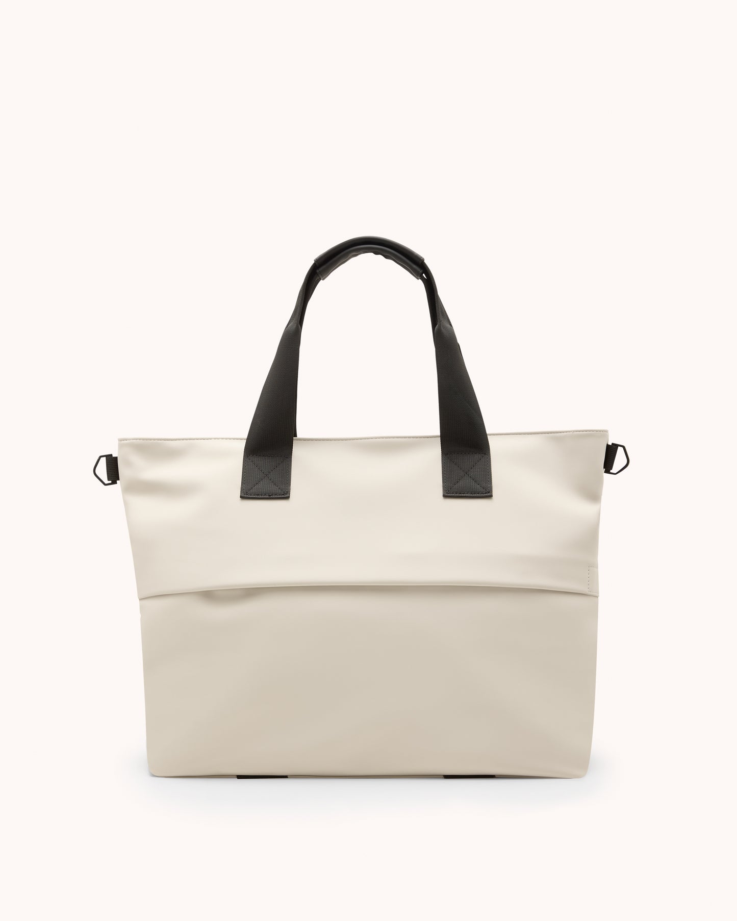 SAC DE VOYAGE (Sous le siège)